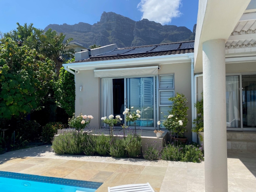 To Let 4 Bedroom Property for Rent in Camps Bay Western Cape